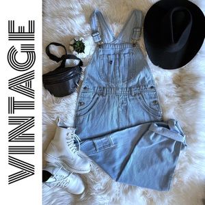 Light wash vintage relaxed fit overalls